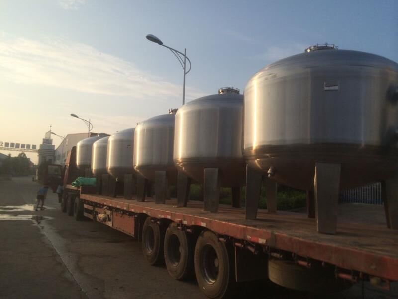 不銹鋼砂缸過濾系統(tǒng)反洗狀態(tài) 不銹鋼砂缸過濾系統(tǒng)反洗狀態(tài)